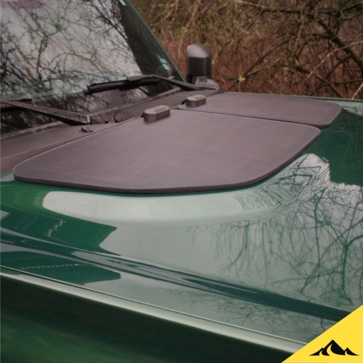 Cascadia 4x4 VSS System™ 2.0 CHF151 — panel solarny 60 W na maskę Ford Bronco 2021–2025 i Econoline - ujęcie 6