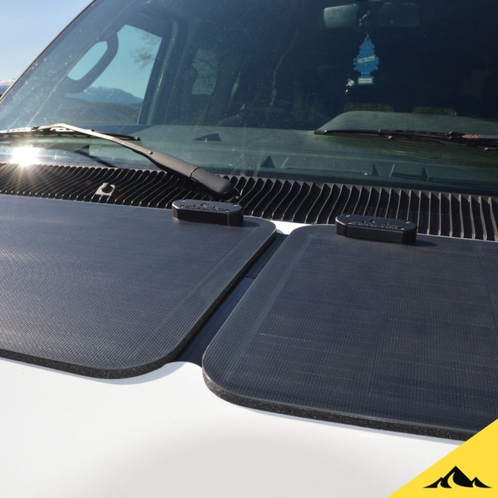 Cascadia 4x4 VSS System™ 2.0 CHF151 — panel solarny 60 W na maskę Ford Bronco 2021–2025 i Econoline - ujęcie 12