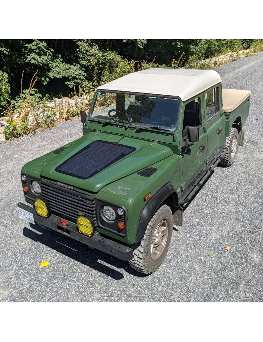 Cascadia 4x4 VSS System™ 1.0 CHF134CV — komplet solarny 75 W na maskę Land Rover Defender 1983–2006