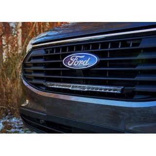 Listwa dalekosiężna Lazer Glide do montażu w fabrycznym grillu - Ford Transit Custom (2024+) - ujęcie 2