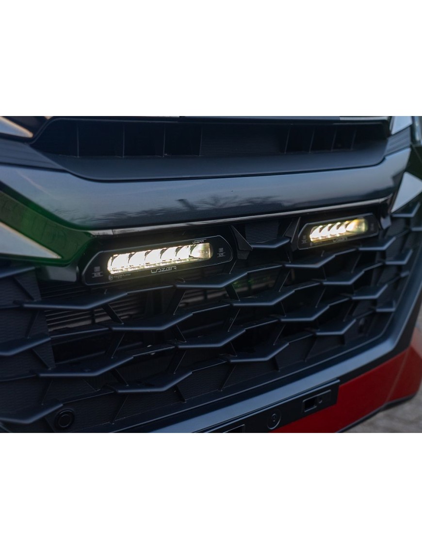 Zestaw lampy LAZER Linear 6 Elite z systemem montażu w fabrycznym grillu - Isuzu D-Max (2024 - 2026 -)