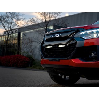 Zestaw lampy LAZER Linear 6 Elite+ z systemem montażu w fabrycznym grillu - Isuzu D-Max (2024 - 2026 -)