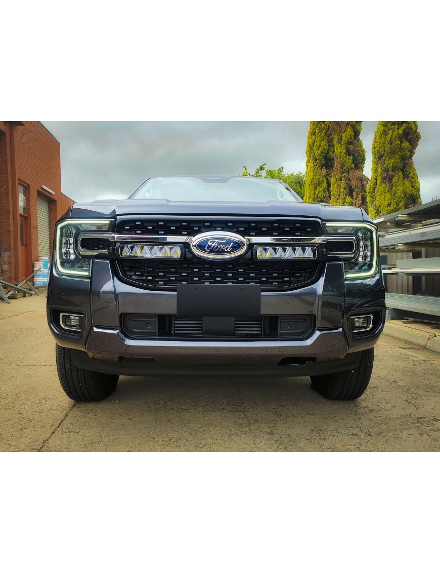 Zestaw dwóch lamp LAZER TRIPLE-R 850 Elite (Gen2) z systemem montażu w fabrycznym grillu – Ford Ranger Wildtrak (2023 -) /