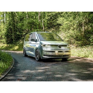 Zestaw dwóch lamp LAZER Linear 6 Elite z systemem montażu w fabrycznym grillu - Volkswagen T7 (2022 -) - ujęcie 2