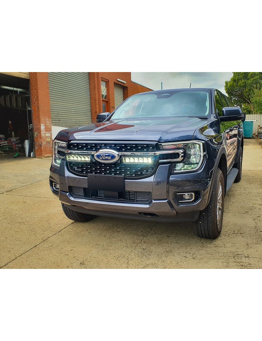 Zestaw dwóch lamp LAZER TRIPLE-R 850 Elite (Gen2) z systemem montażu w fabrycznym grillu – Ford Ranger Wildtrak (2023 -) /