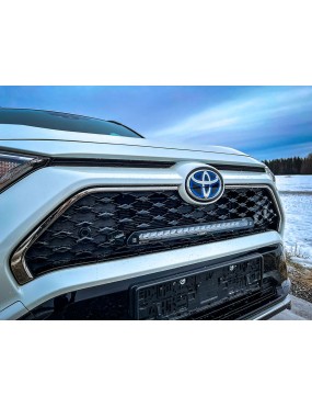 Zestaw lampy LAZER Linear 18 Elite - z systemem montażu w fabrycznym grillu - Toyota RAV4 Plug-In (2020 -)
