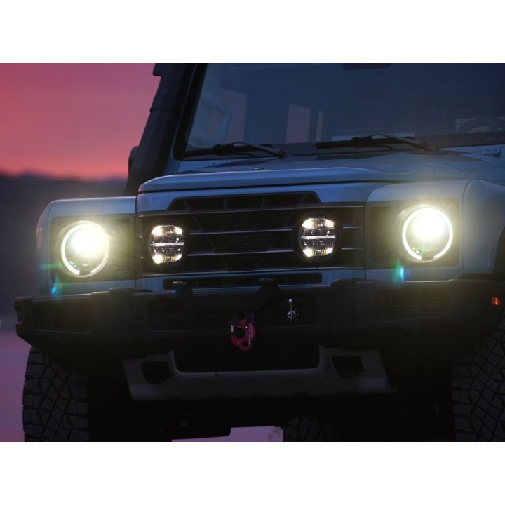 Zestaw lampy LAZER Sentinel 7" Elite z systemem montażu w fabrycznym grillu - INEOS Grenadier - ujęcie 4