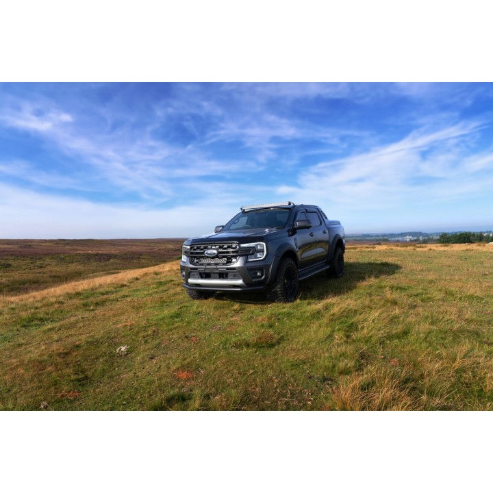 Lampa LAZER TRIPLE-R 1250 Elite+ z systemem do montażu w fabrycznym grillu - Ford Ranger Wildtrak (2023 -) - ujęcie 2