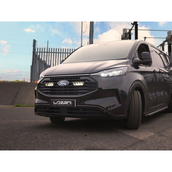 Zestaw dwóch lamp LAZER TRIPLE-R 750 (Gen2) z systemem montażu w fabrycznym grillu - Ford Transit Custom (2024 -)