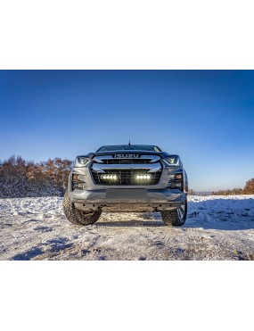 Zestaw dwóch lamp LAZER TRIPLE-R 750 (Gen2) z systemem montażu w fabrycznym grillu - Isuzu D-Max (2021 - 2022)