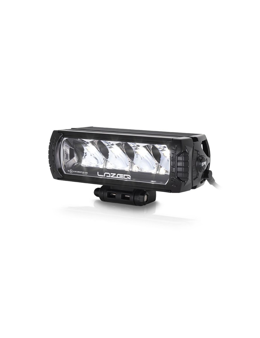 Zestaw dwóch lamp LAZER TRIPLE-R 750 (Gen2) z systemem montażu w fabrycznym grillu - Isuzu D-Max (2021 - 2022)