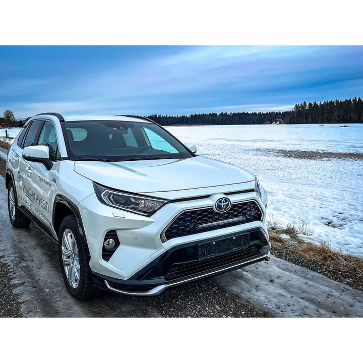 Zestaw lampy LAZER Linear 18 - z systemem montażu w fabrycznym grillu - Toyota RAV4 Plug-In (2020 -) - ujęcie 7