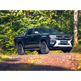 Zestaw dwóch lamp LAZER TRIPLE-R 750 (Gen2) z systemem montażu w fabrycznym grillu – VW AMAROK (2023 -) - ujęcie 2
