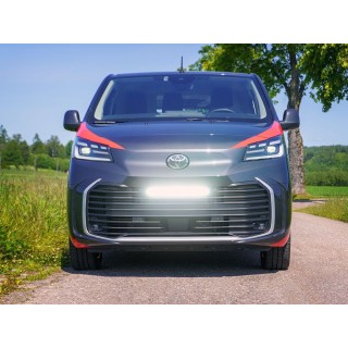 Zestaw lampy LAZER Linear-18 Elite I-LBA z systemem montażu w fabrycznym grillu - Toyota Proace (2023 - ) - ujęcie 2