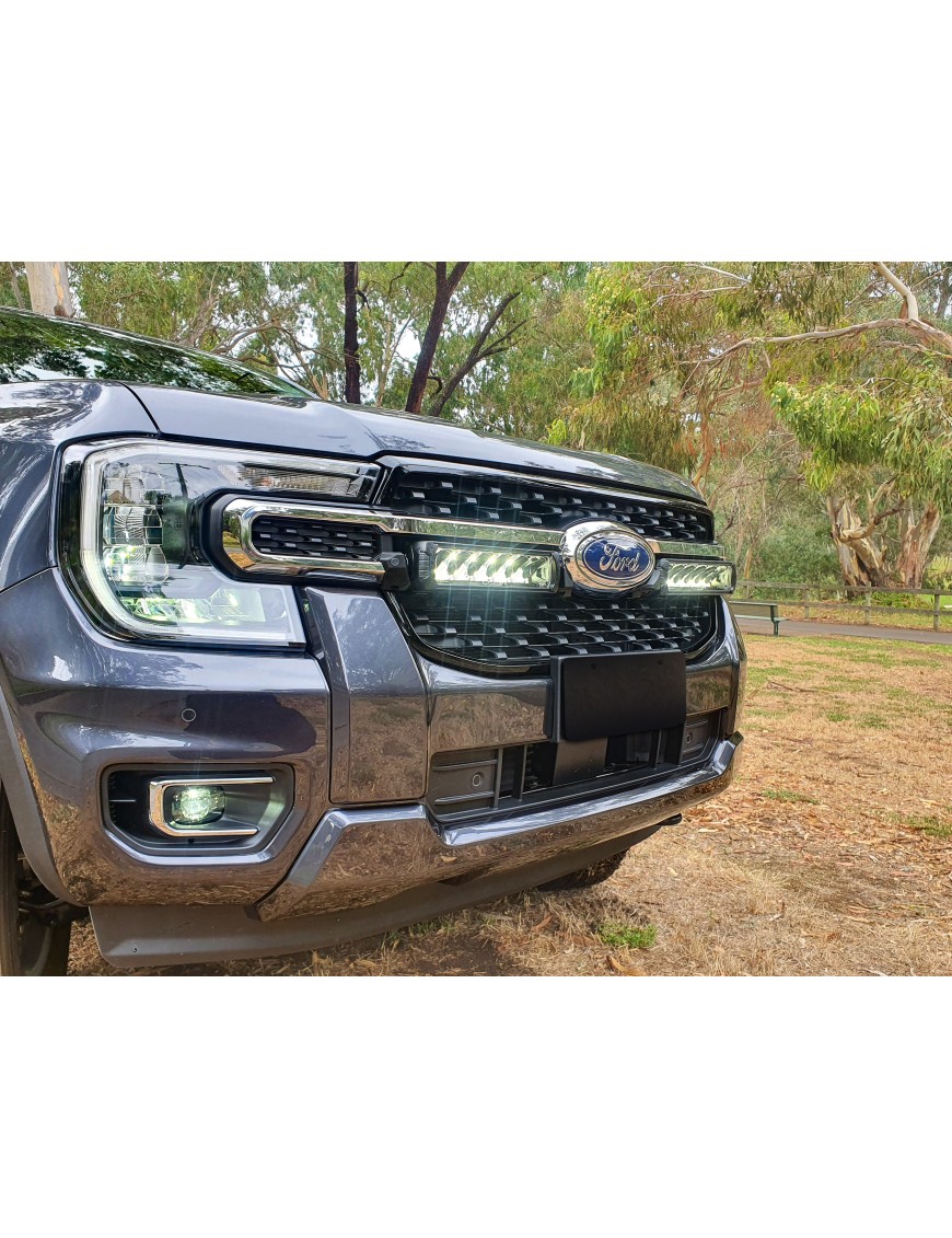 Zestaw dwóch lamp LAZER TRIPLE-R 850 (Gen2) z systemem montażu w fabrycznym grillu – Ford Ranger Wildtrak (2023 -) / Wildtrak