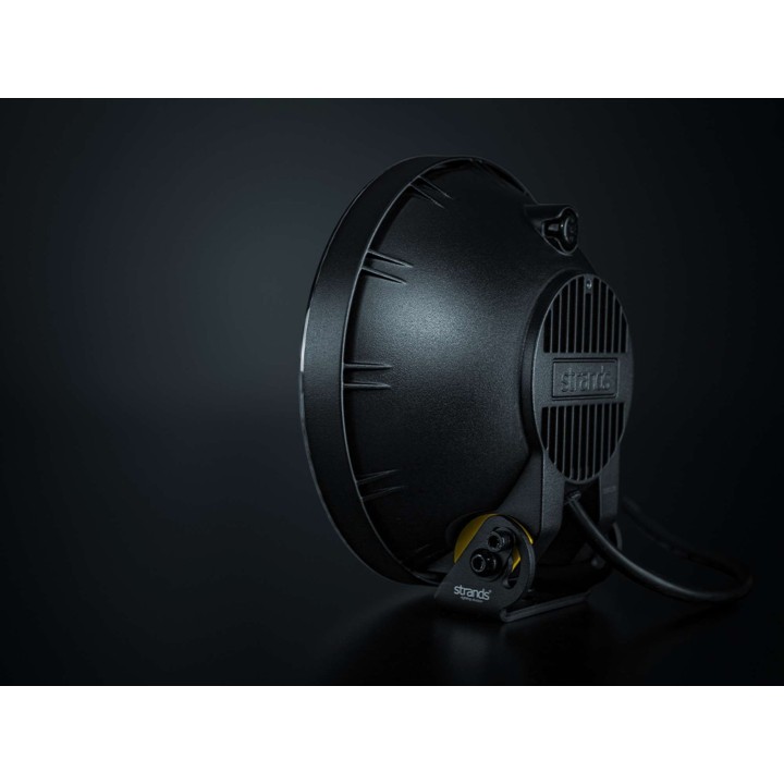 Reflektor dalekosiężny Strands IZE LED OG 9″ 12000 lm - ujęcie 4