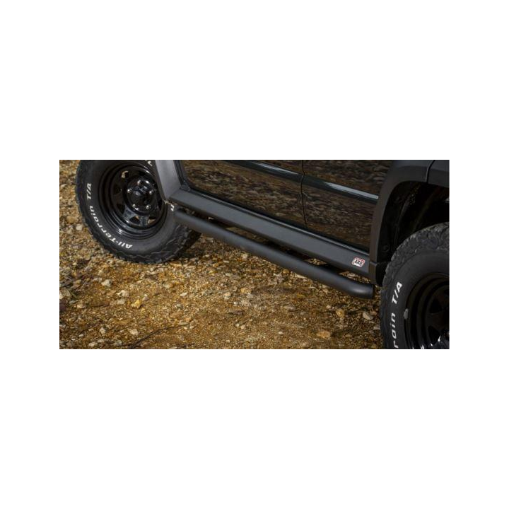 Progi ARB Rock Sliders - Suzuki Jimny 5-drzwiowy od 2024 - ujęcie 2