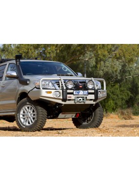 Zderzak stalowy ARB Deluxe Bar - Hilux od 2005, 4x4