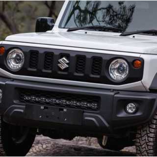 Listwa ARB Night Hawk 28 cali za atrapą - Suzuki Jimny - ujęcie 2