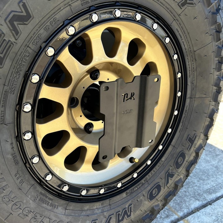Uchwyt montażowy TLR Products na koło zapasowe - stal 304 ARB - ujęcie 2