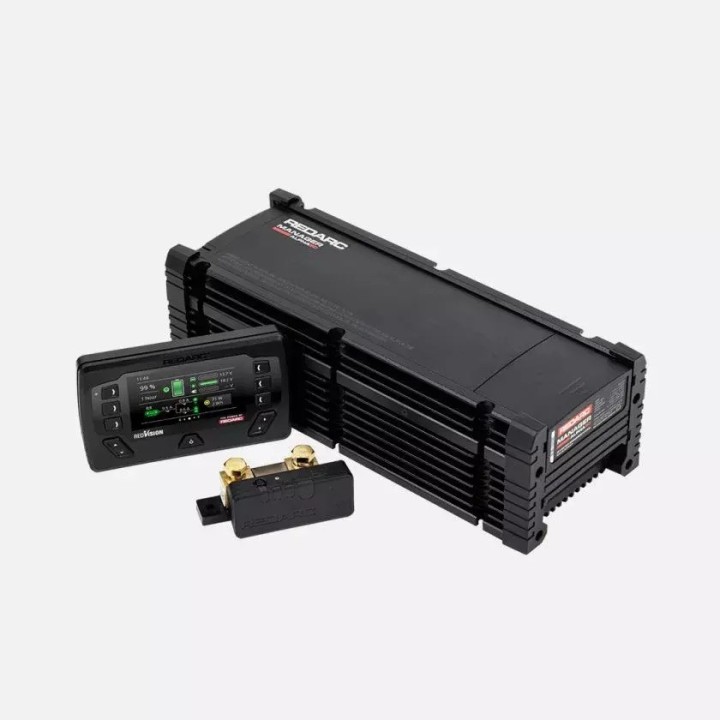 REDARC Manager Alpha50 - system zarządzania akumulatorami z RedVision - ujęcie 2