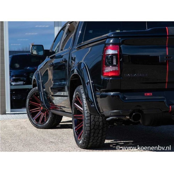 Felga aluminiowa D643 Contra Gloss Black/Candy Red Fuel - ujęcie 7