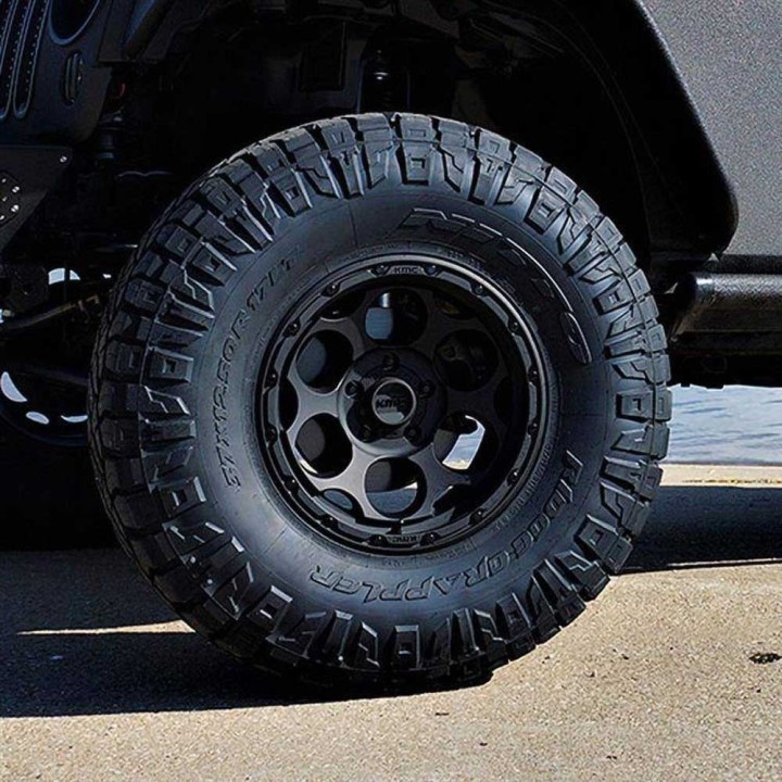 Felga aluminiowa KM541 Textured Black KMC - ujęcie 3