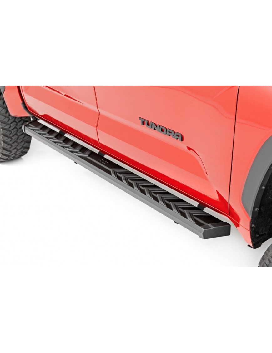 Progi, stopnie boczne Rough Country BA2