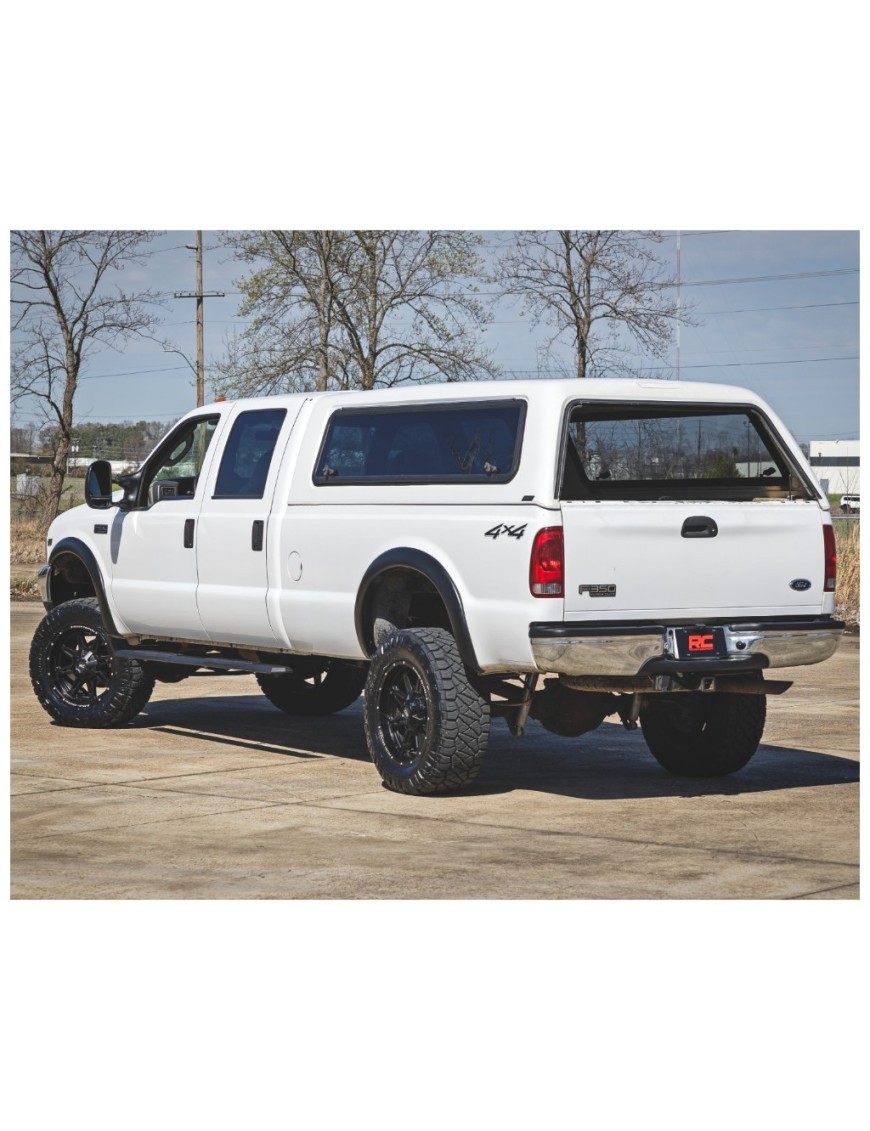 Progi, stopnie boczne Rough Country TR2 Crew cab