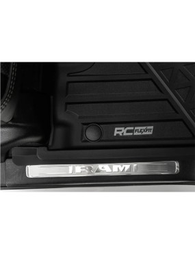 Dywaniki na podłogę przód i tył Rough Country Flex-Fit Crew Cab