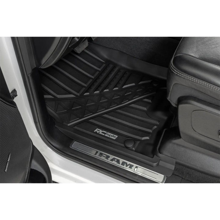 Dywaniki na podłogę przód i tył Rough Country Flex-Fit Crew Cab - ujęcie 8