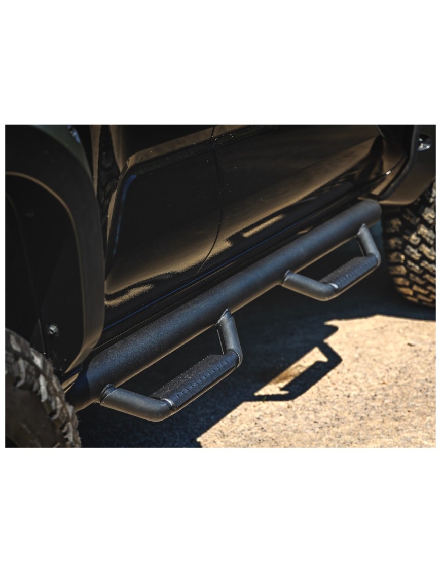 Progi, stopnie boczne Rough Country Nerf Steps