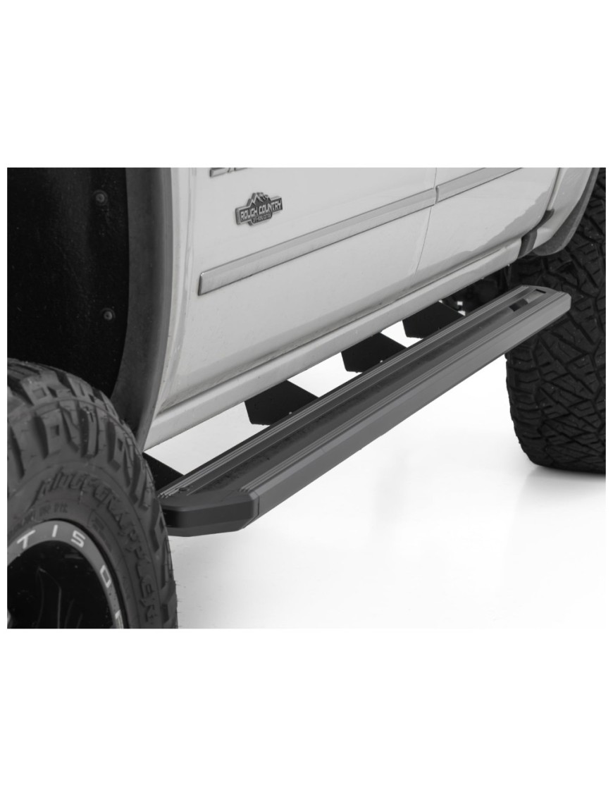 Progi, stopnie boczne Rough Country Multi-Color LED Crew cab