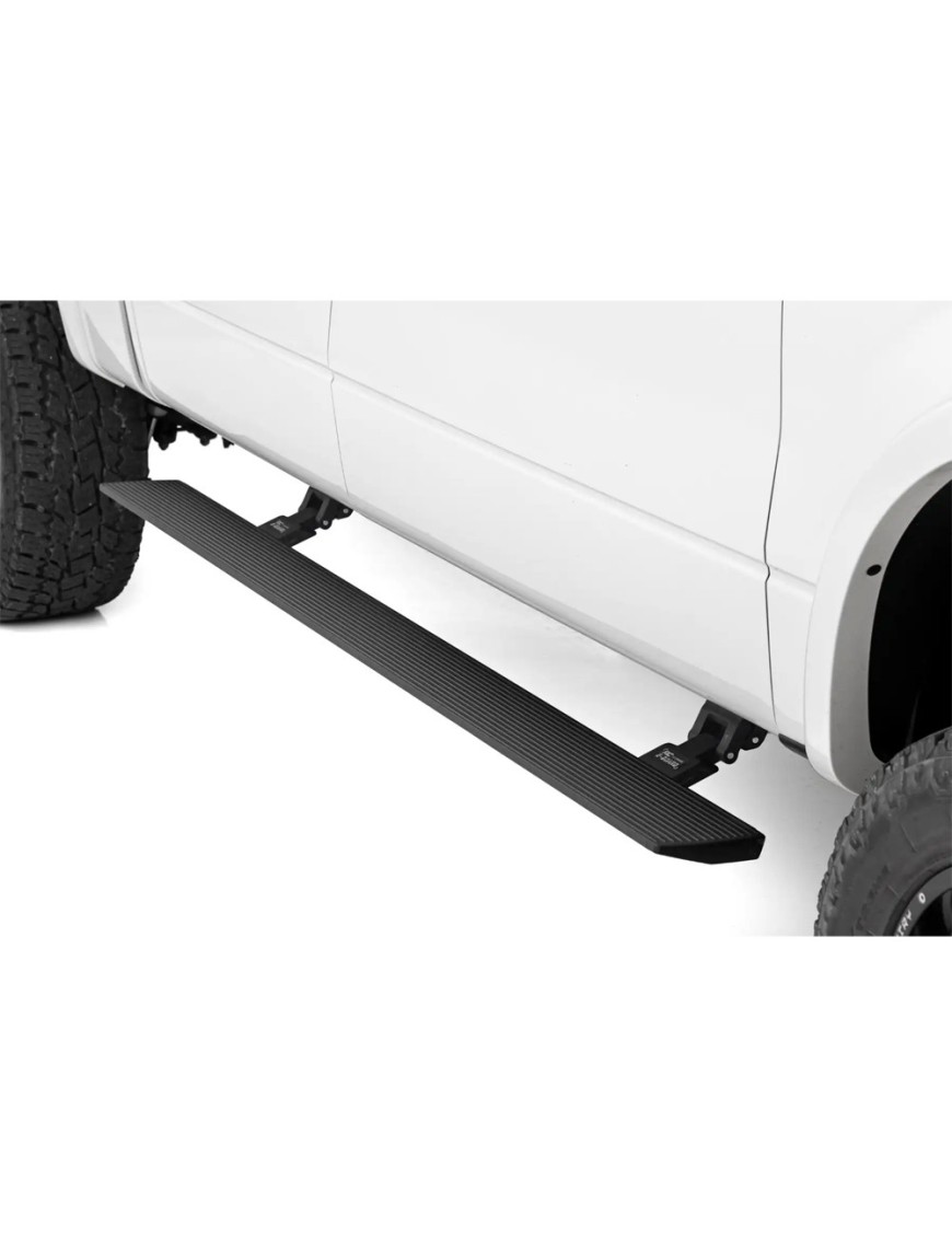 Progi elektryczne Rough Country Crew Cab - ujęcie 2