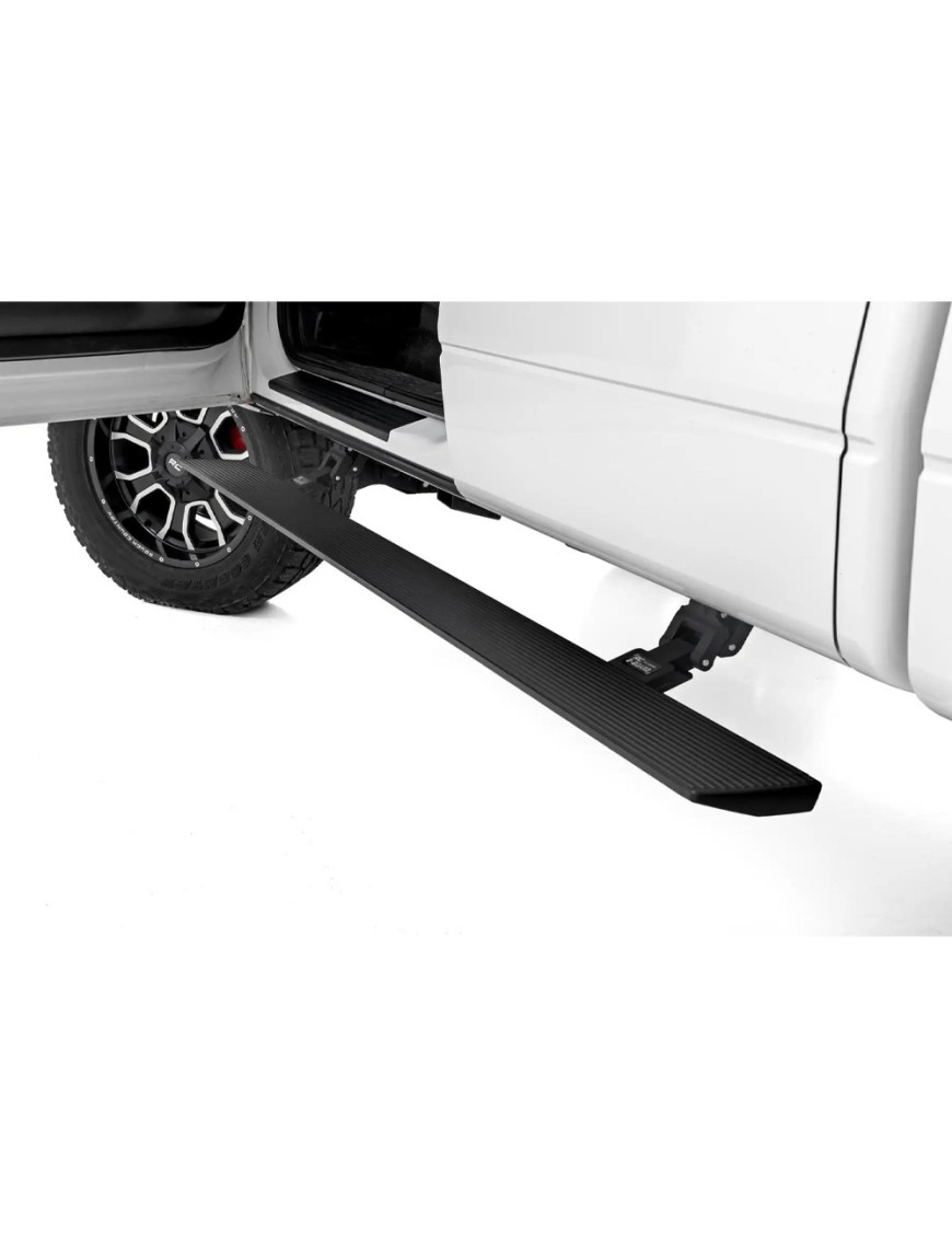 Progi elektryczne Rough Country Crew Cab - ujęcie 3