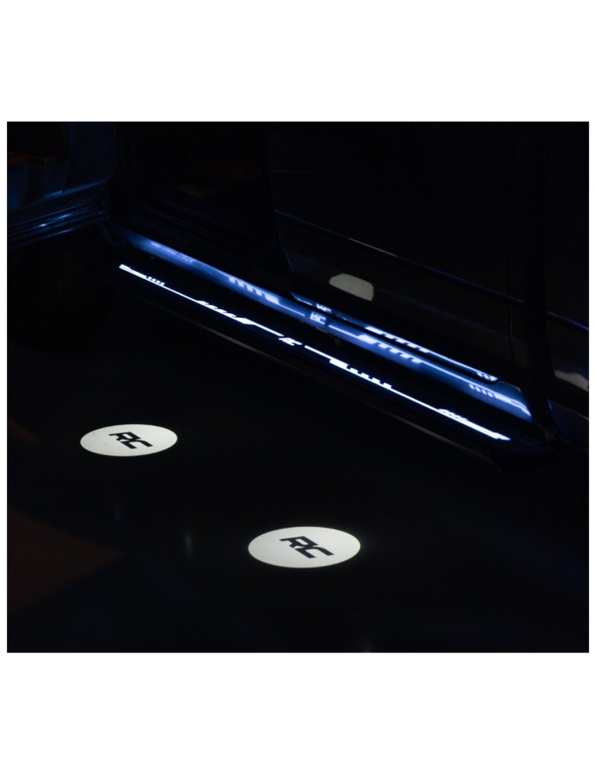 Progi, stopnie boczne Rough Country Multi-Color LED Crew cab