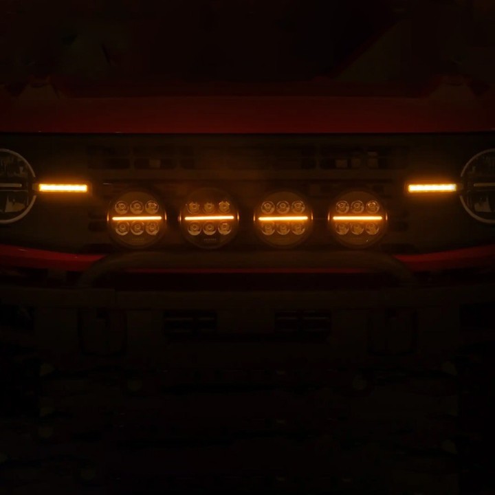 Bull bar z mocowaniem oświetlenia LED Rough Country - ujęcie 8