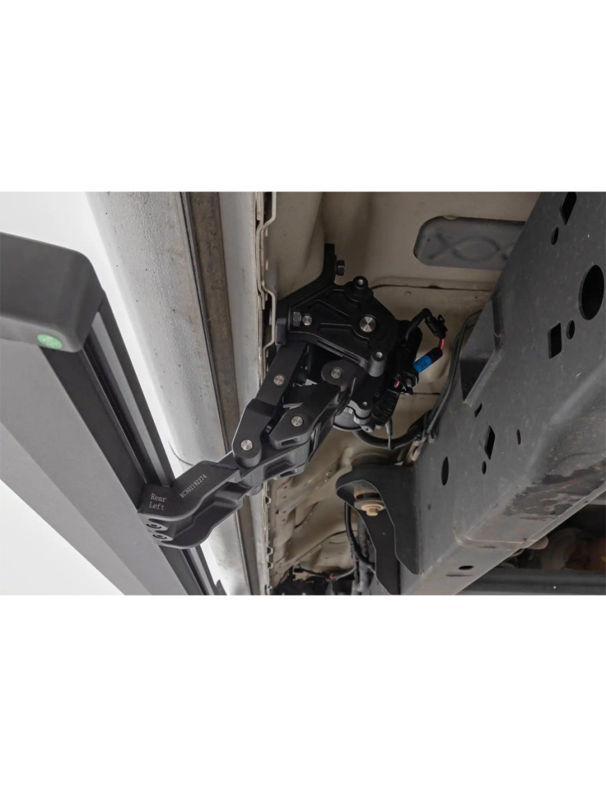 Progi elektryczne Rough Country Crew Cab - ujęcie 9