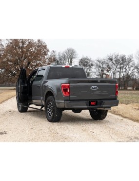 Progi elektryczne Rough Country Crew Cab - ujęcie 10