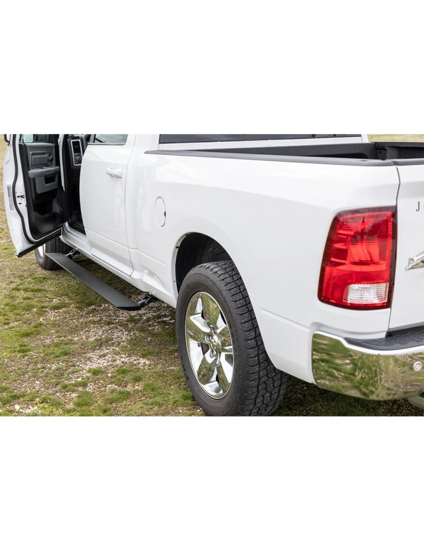 Progi elektryczne Rough Country Crew Cab - ujęcie 2