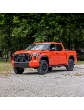 Zestaw zawieszenia TRD Pro Series Rough Country Lift 2,5"