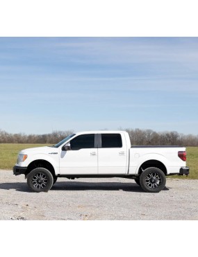 Progi elektryczne Rough Country Crew Cab - ujęcie 17