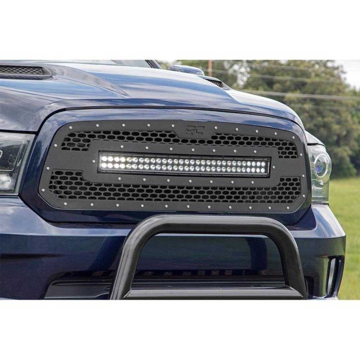 Grill z podwójną listwą LED 30" Black Series Rough Country - ujęcie 6