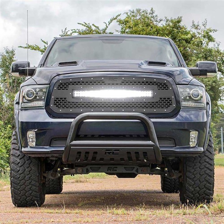 Grill z podwójną listwą LED 30" Black Series Rough Country - ujęcie 8
