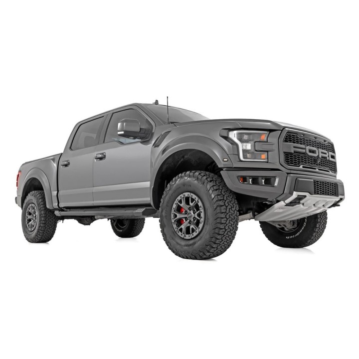 Progi, stopnie boczne Rough Country HD2 SuperCrew Cab - ujęcie 4