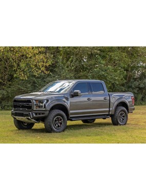 Progi, stopnie boczne Rough Country HD2 SuperCrew Cab