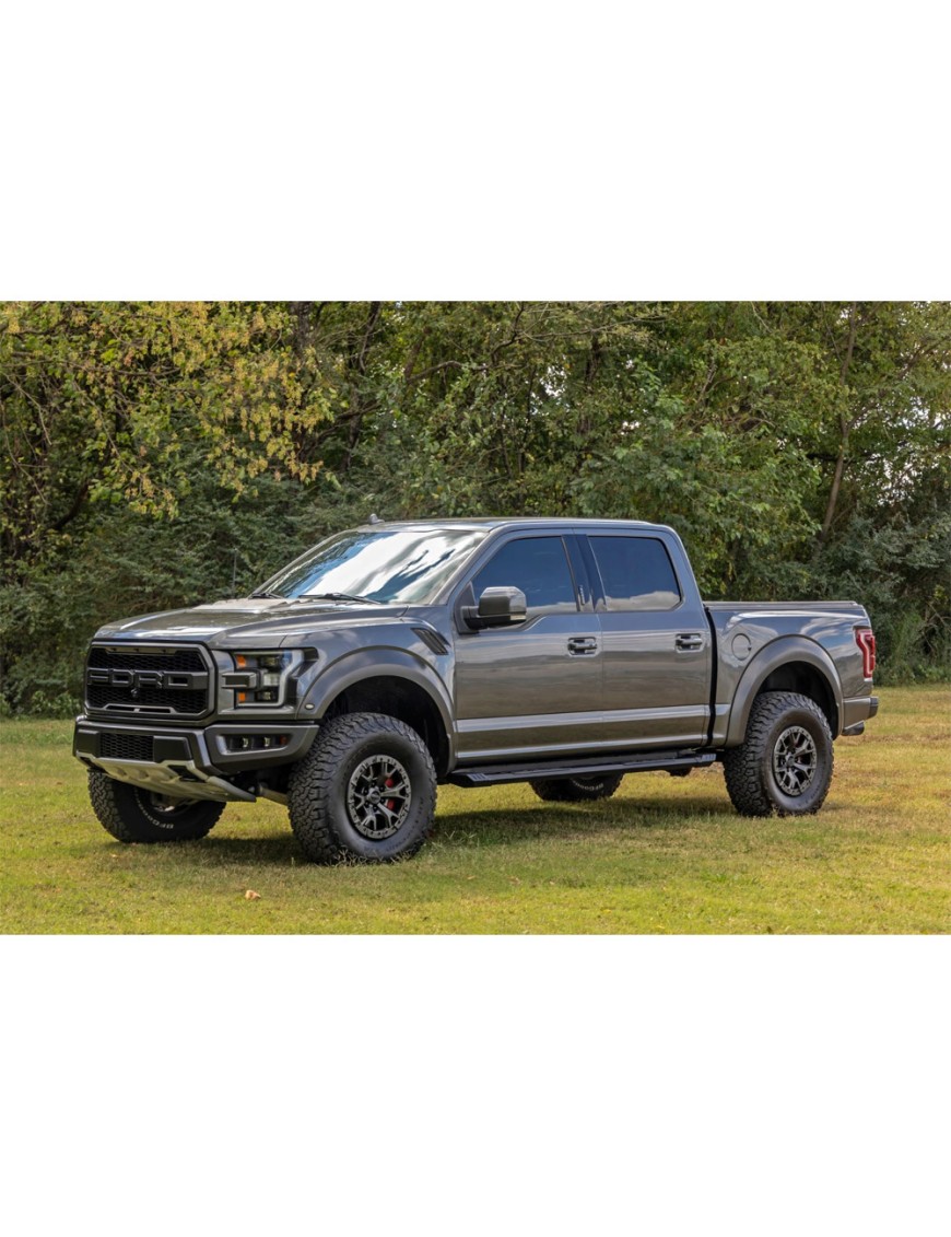 Progi, stopnie boczne Rough Country HD2 SuperCrew Cab