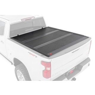 Twarda pokrywa paki tri-fold niski profil Rough Country 6'4"