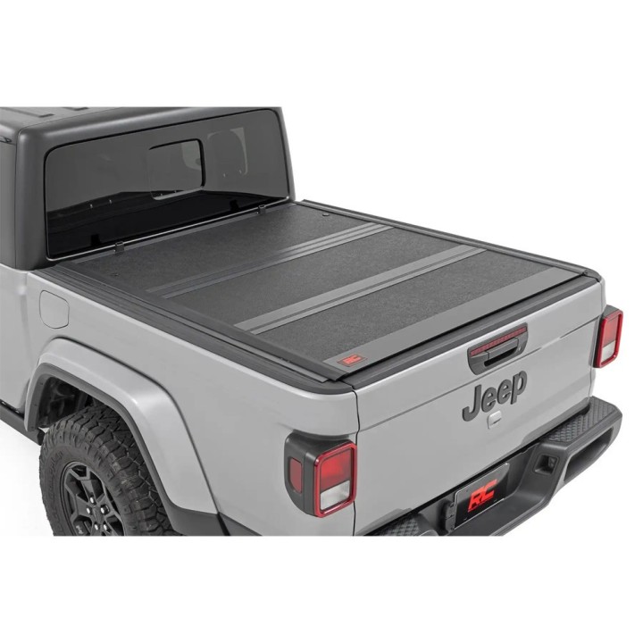 Twarda pokrywa paki tri-fold niski profil Rough Country 5' - ujęcie 2