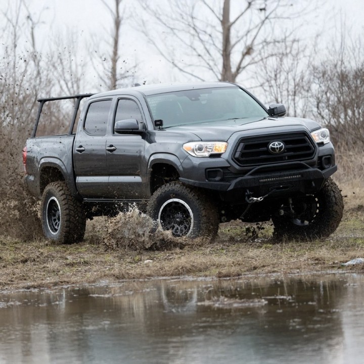 Progi elektryczne Rough Country Double Cab - ujęcie 2